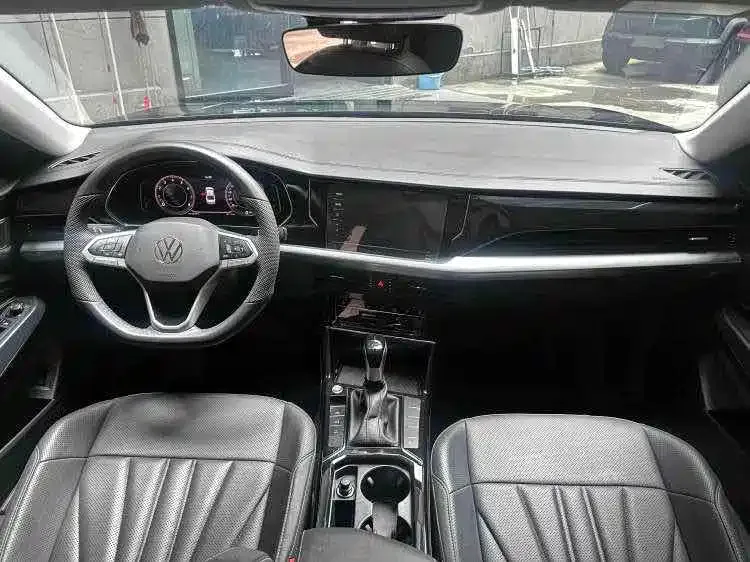 Volkswagen Passat — фото 7
