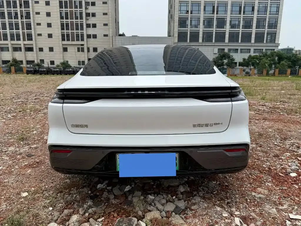 Geely Galaxy Xingyao 8 2025 из CN, фото 5
