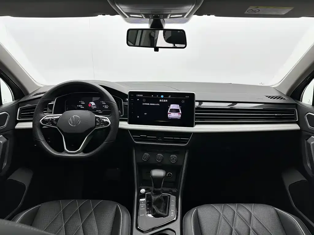 Volkswagen Tiguan L 2023 из CN, фото 7
