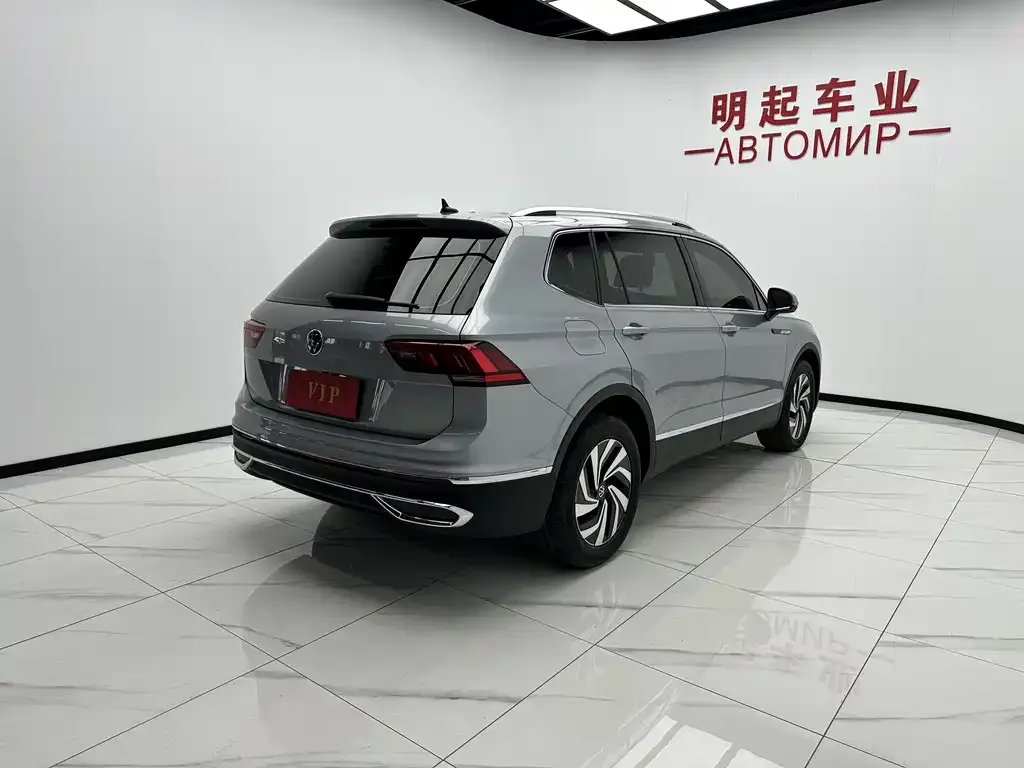 Volkswagen Tiguan L 2023 из CN, фото 9