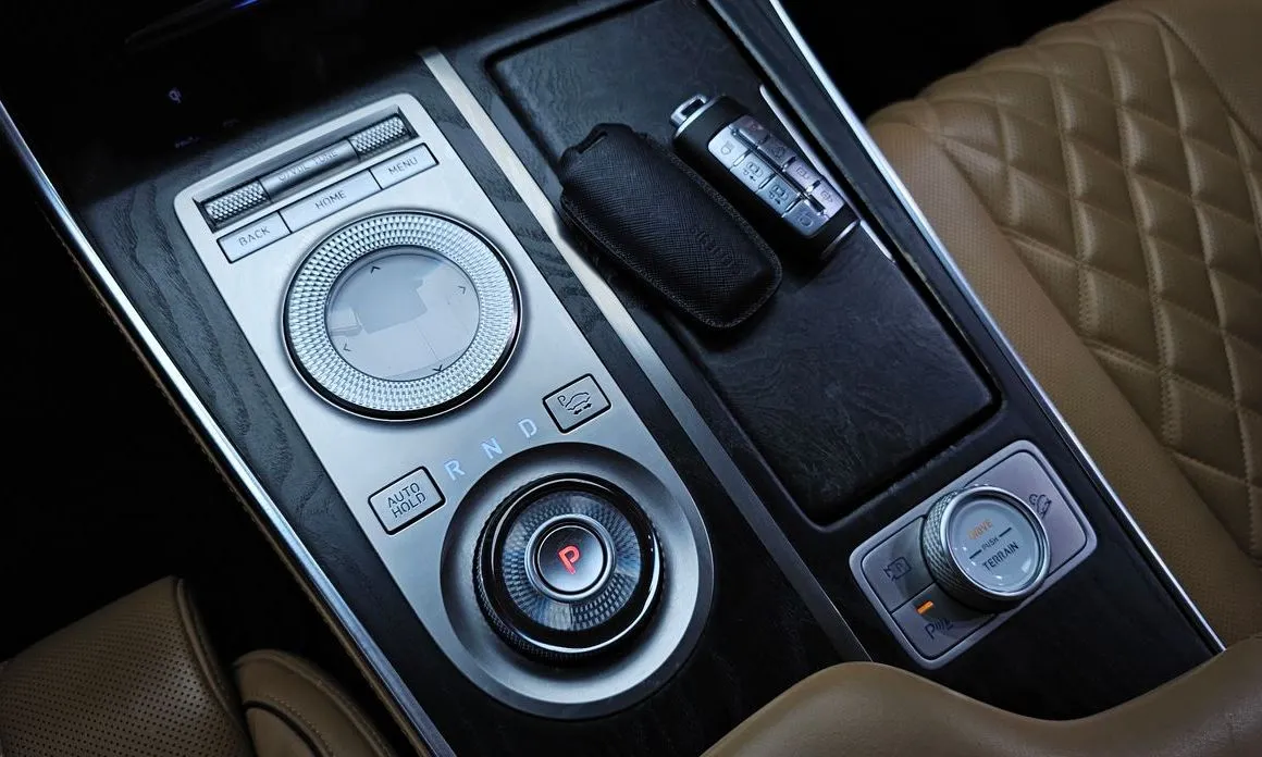Genesis GV80 — фото 10