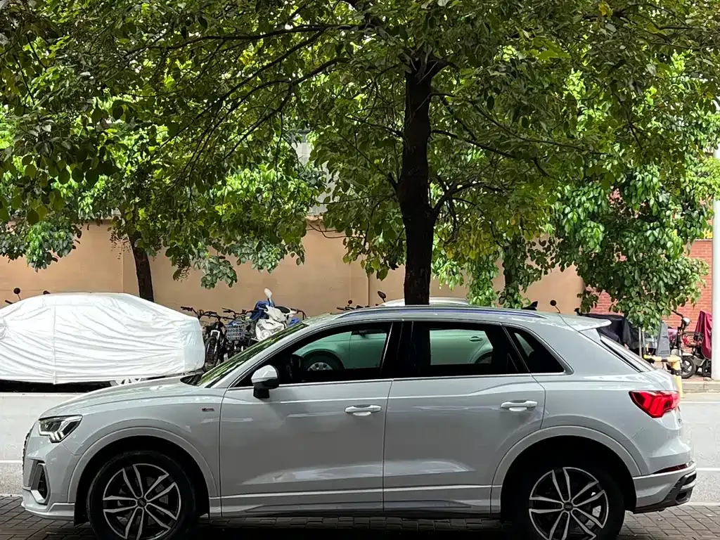 Audi Q3 2022 из CN, фото 8