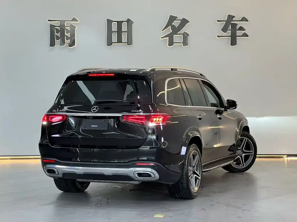 Mercedes-Benz GLS — фото 6