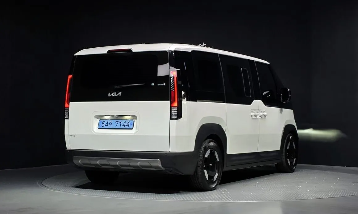Kia PV5 — фото 4