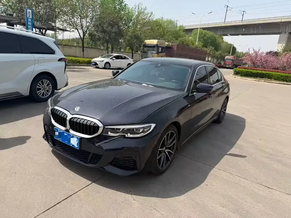 BMW 3 Series — фото 1