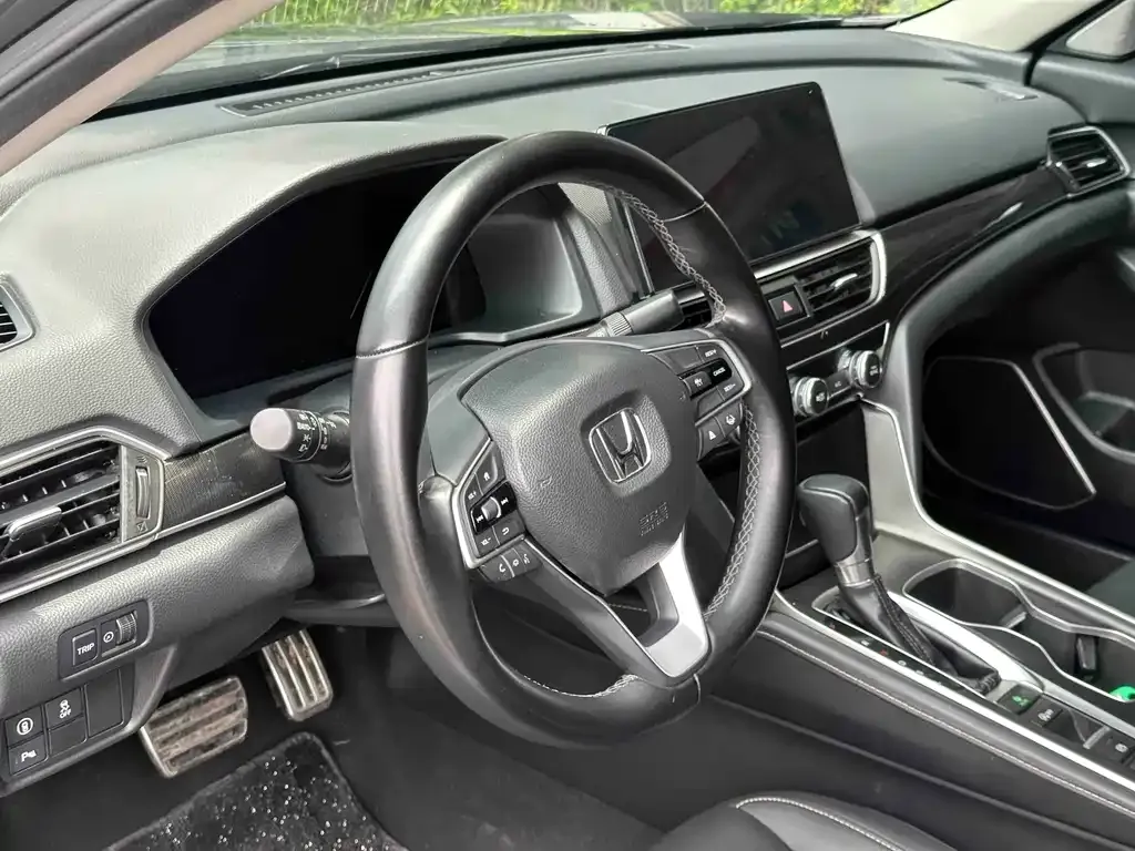 Honda Accord — фото 4