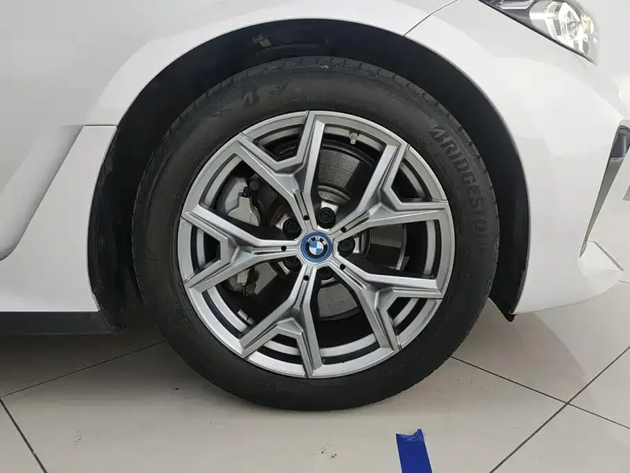 BMW i3 — фото 4
