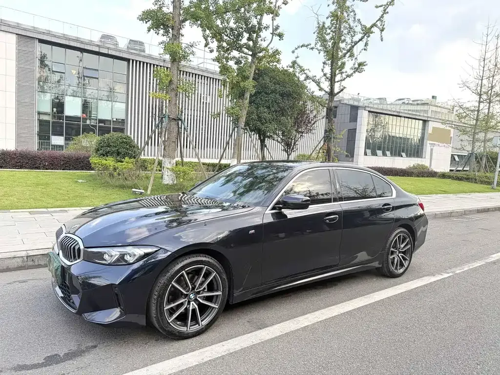 BMW 3 Series — фото 1
