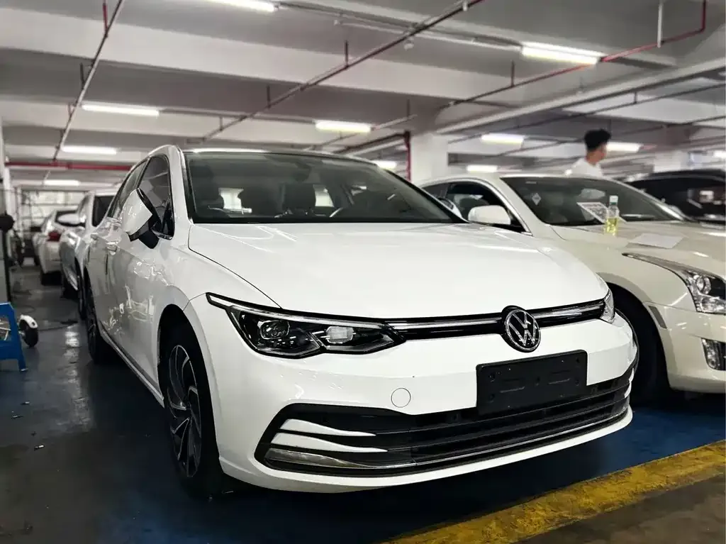 Volkswagen Golf — фото 5