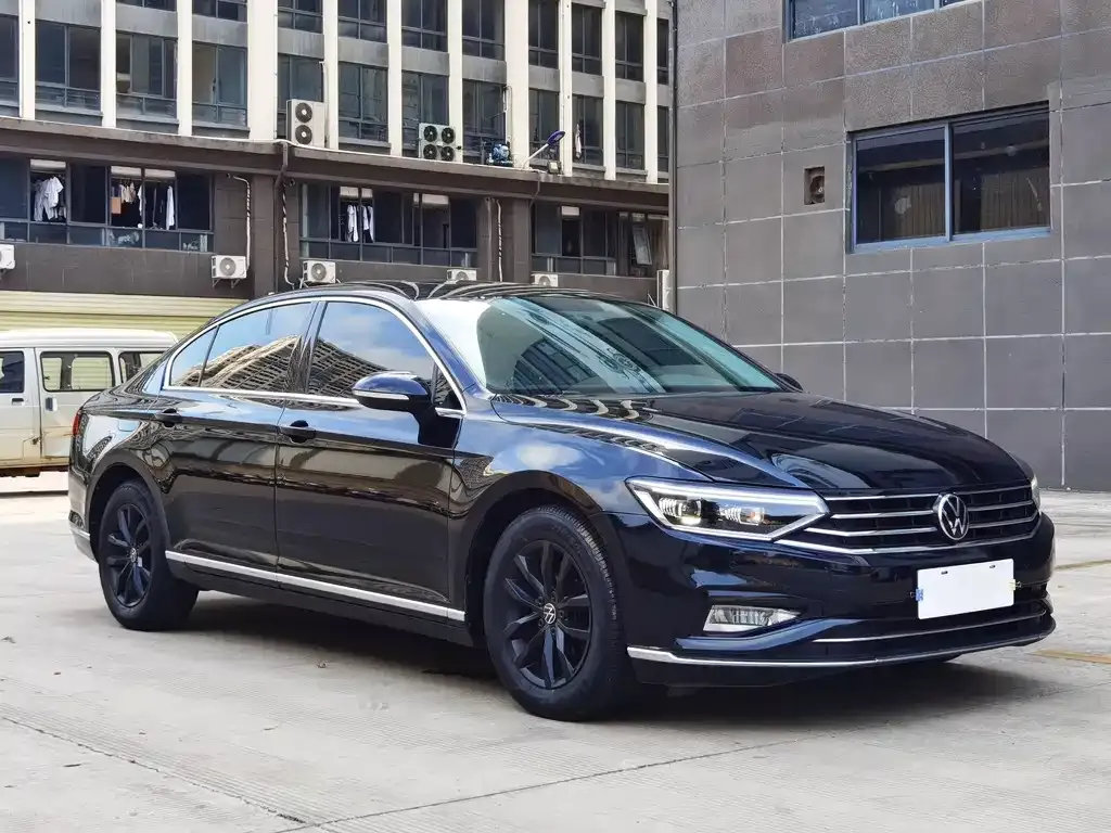 Volkswagen Magotan 2022 из CN, фото 8