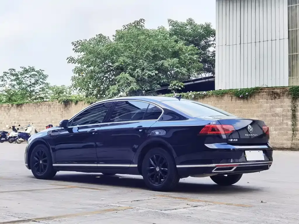 Volkswagen Magotan 2022 из CN, фото 9