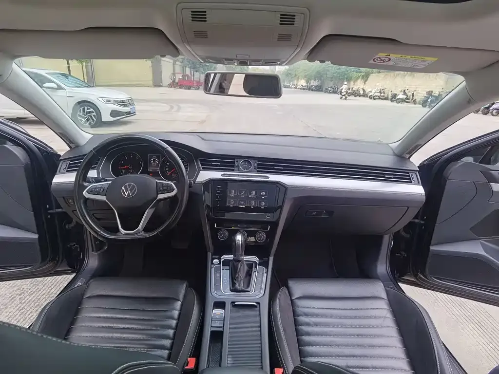 Volkswagen Magotan 2022 из CN, фото 6