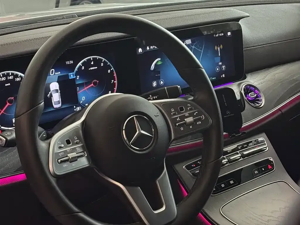 Mercedes-Benz CLS — фото 2