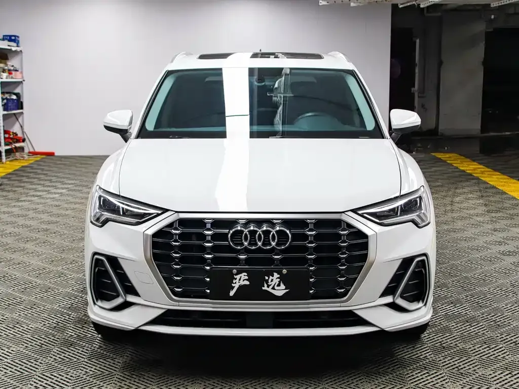 Audi Q3 — фото 8
