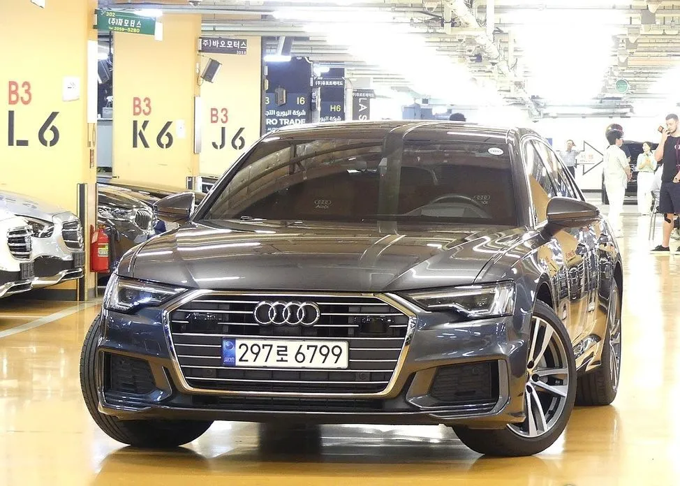 Audi A6 — фото 10