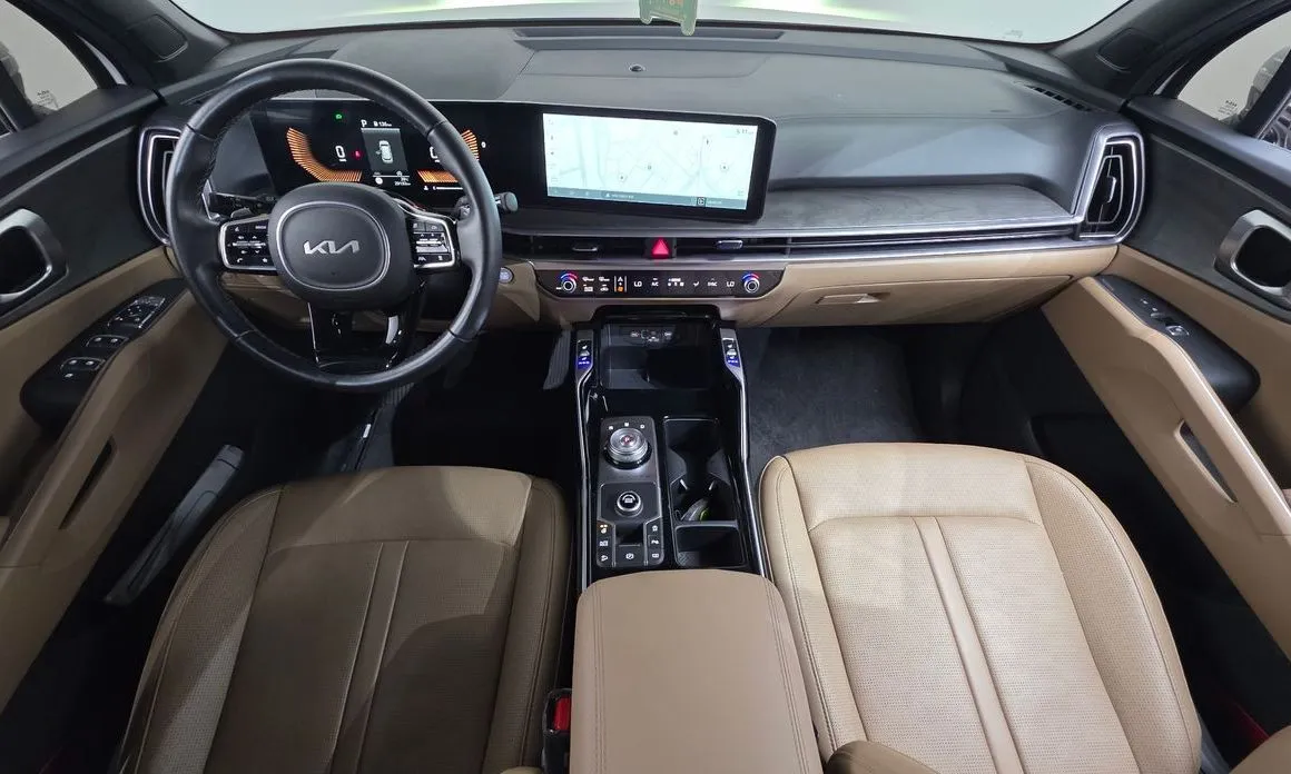 Kia Sorento — фото 6