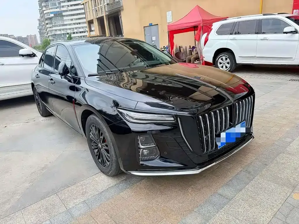 Hongqi H5 — фото 9