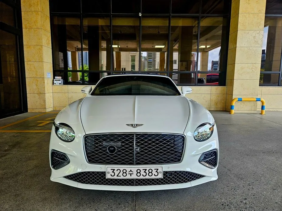 Bentley Continental — фото 1