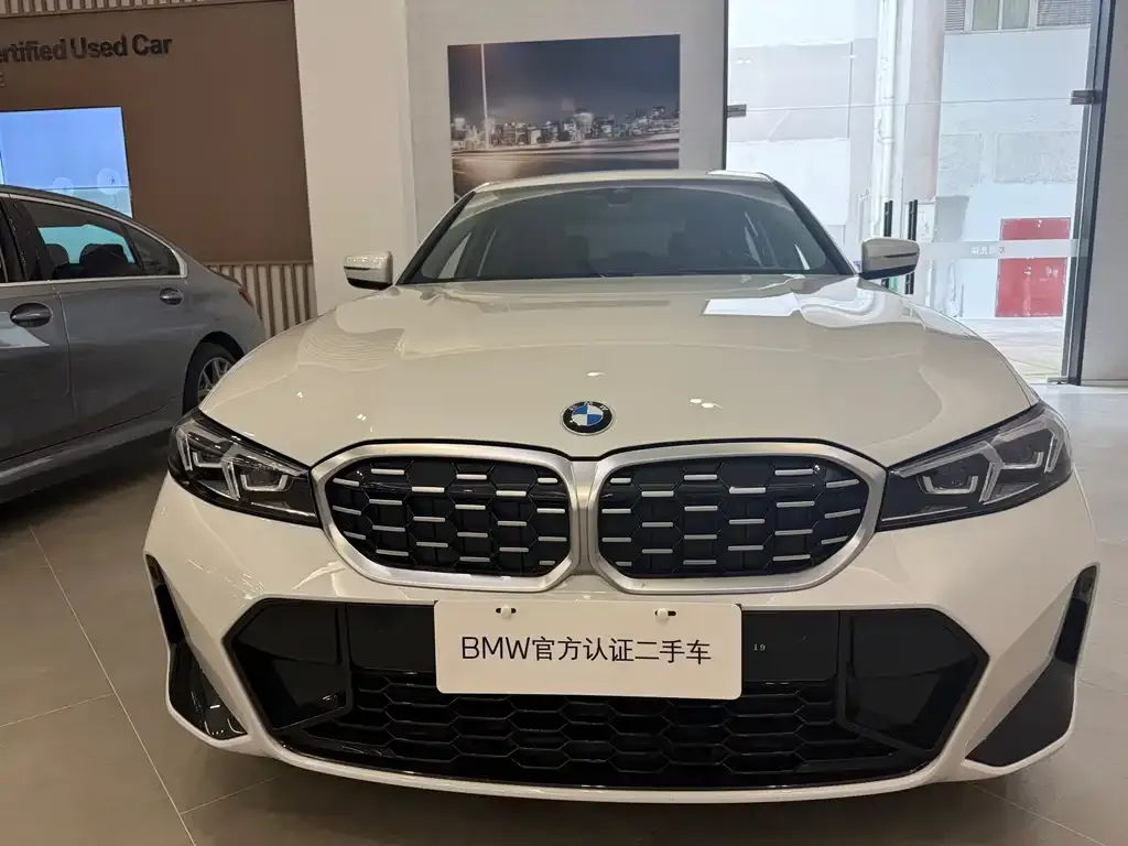 BMW 3 Series — фото 1