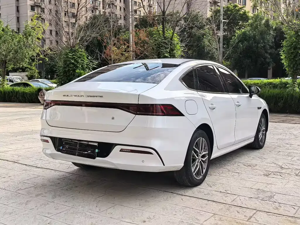 BYD Qin PLUS — фото 9