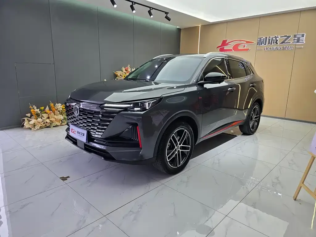 Changan CS55PLUS — фото 1