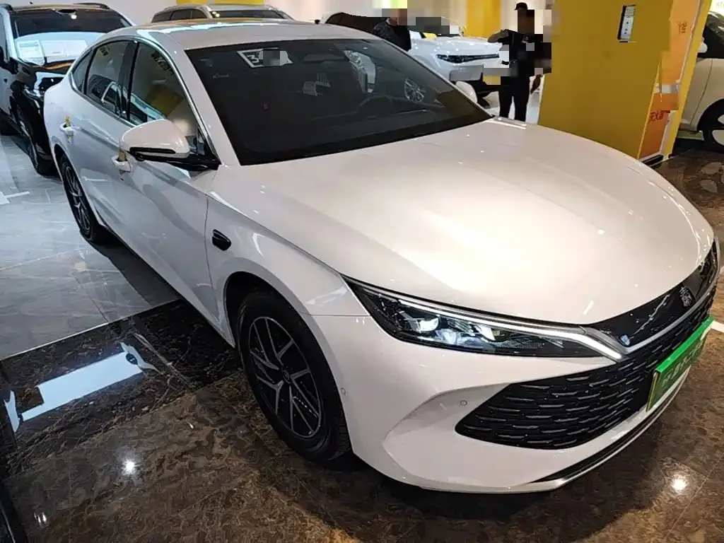 BYD Qin L — фото 8