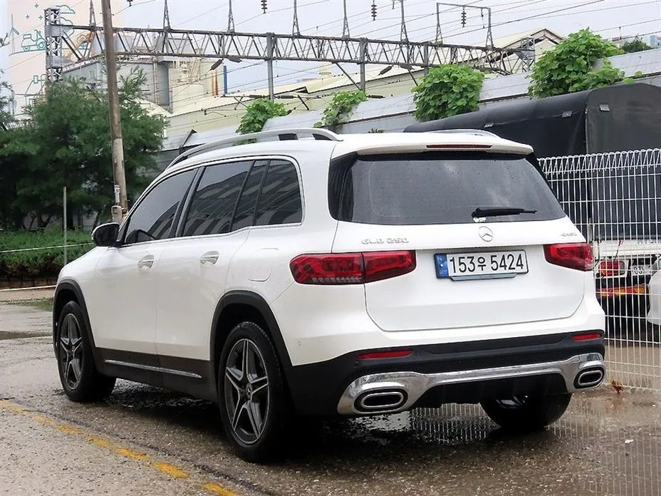 Mercedes-Benz GLB-Class — фото 6