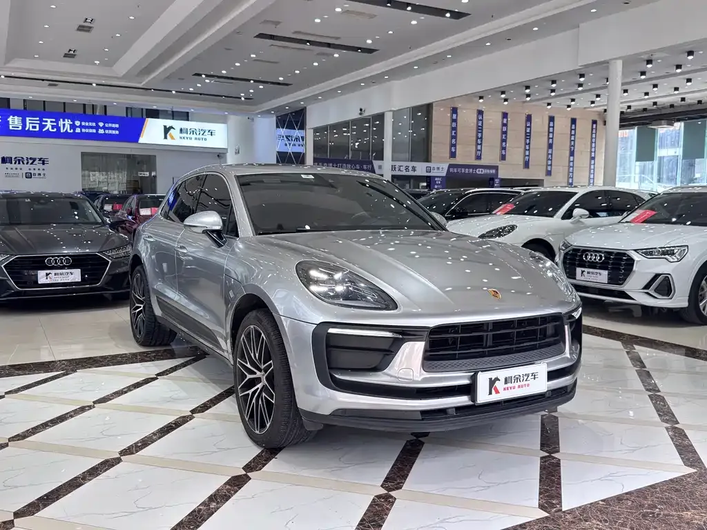 Porsche Macan — фото 6