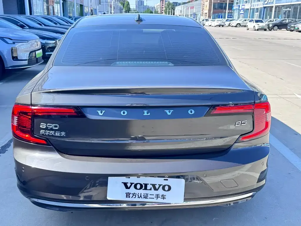 Volvo S90 — фото 4