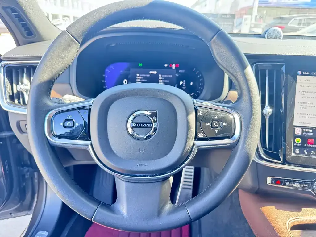 Volvo S90 — фото 9