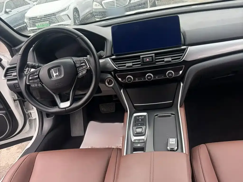 Honda Inspire — фото 9