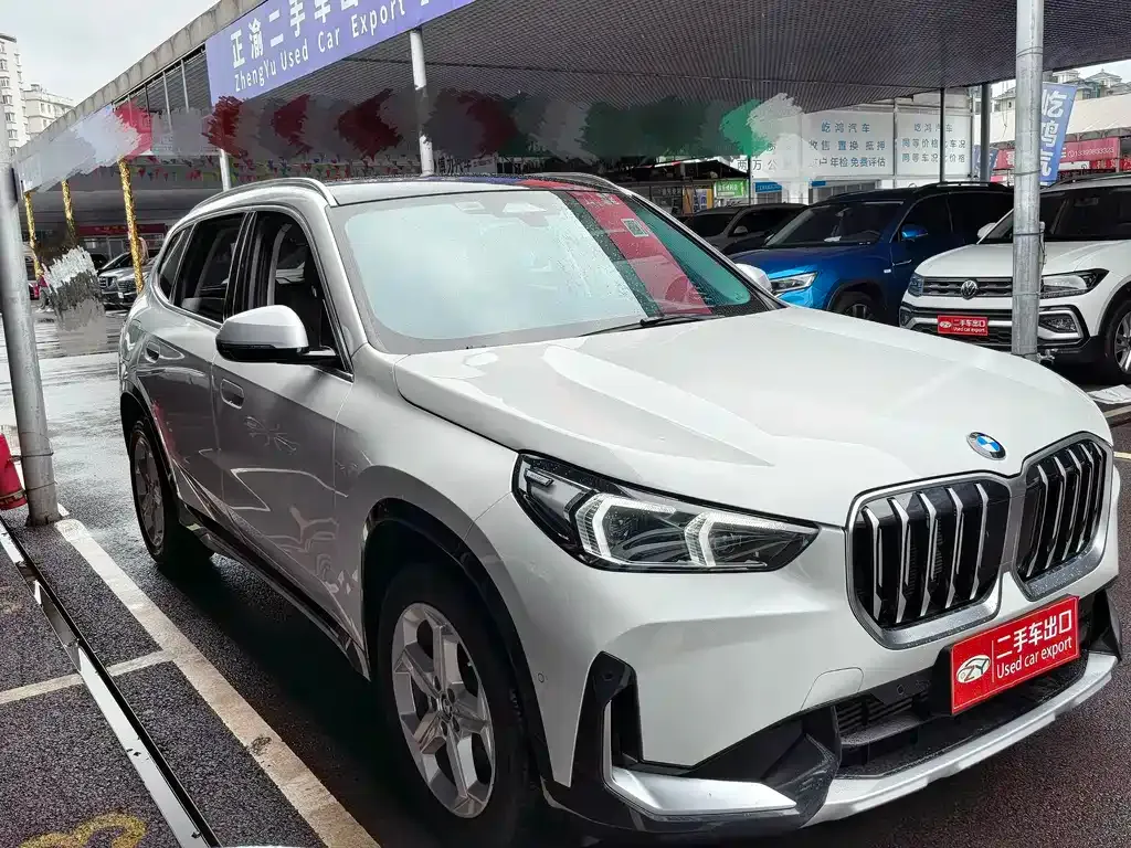 BMW X1 — фото 10