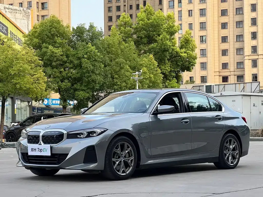 BMW i3 — фото 1