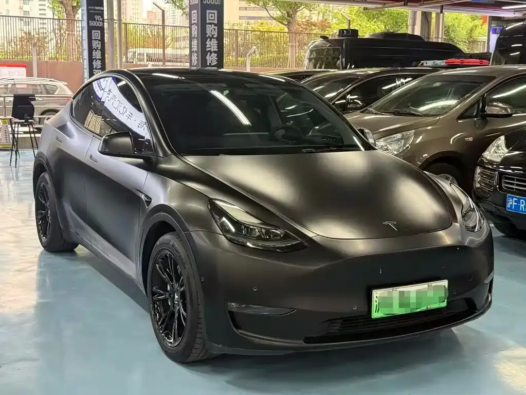 Tesla Model Y — фото 9