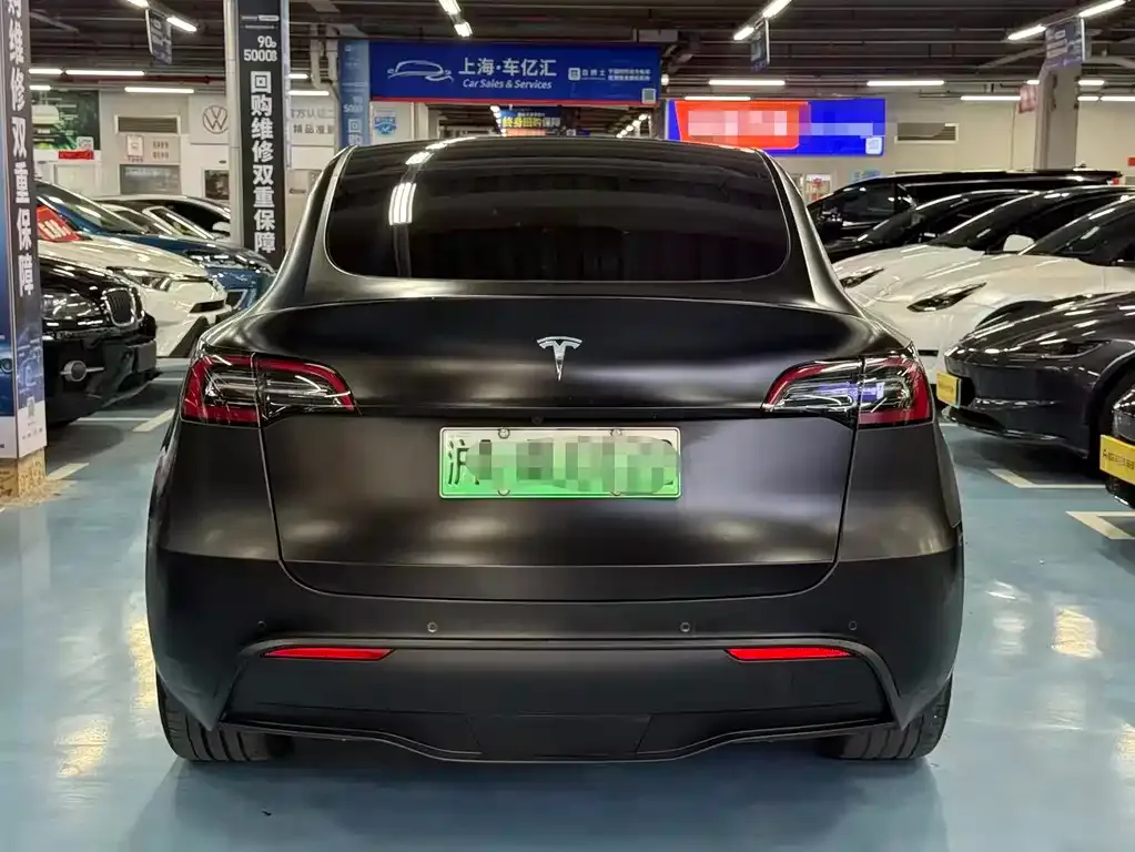 Tesla Model Y — фото 5