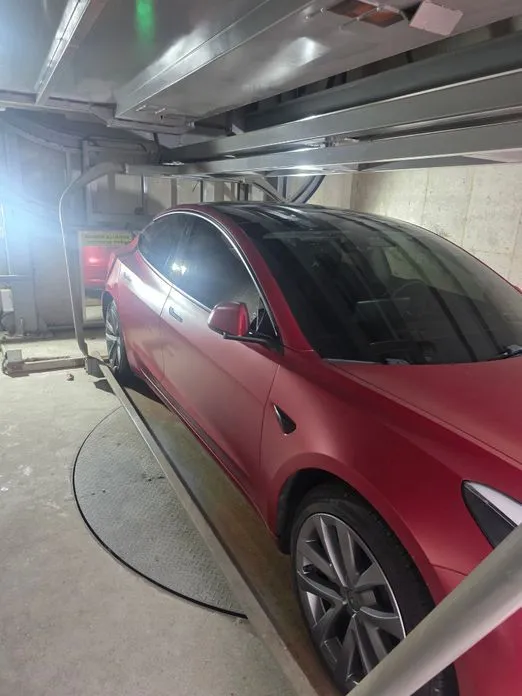 Tesla Model 3 — фото 4