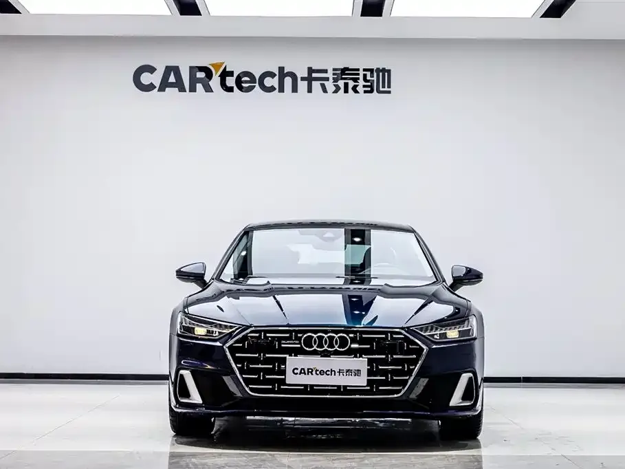 Audi A7L 2024 из CN, фото 4