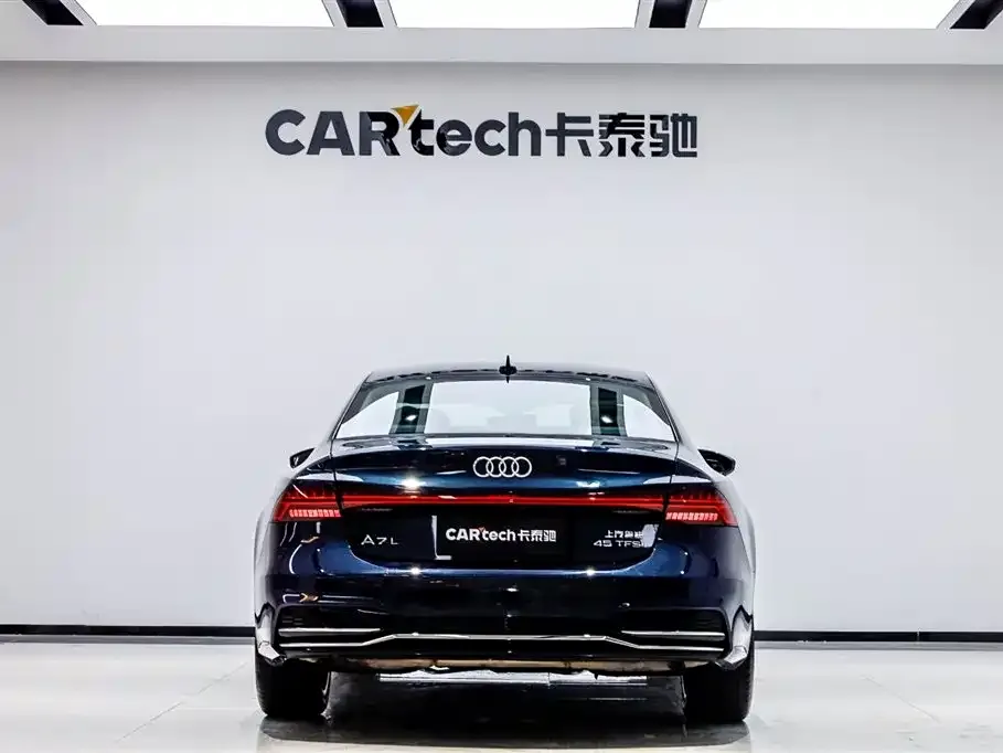 Audi A7L 2024 из CN, фото 6