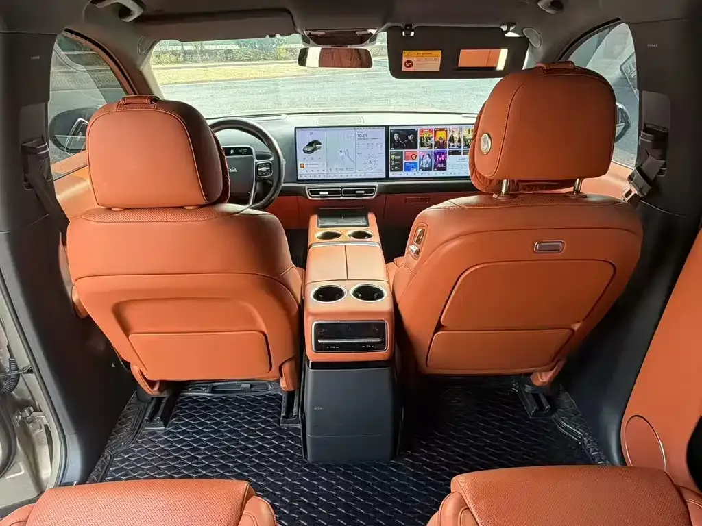 Li Auto L9 2023 из CN, фото 2