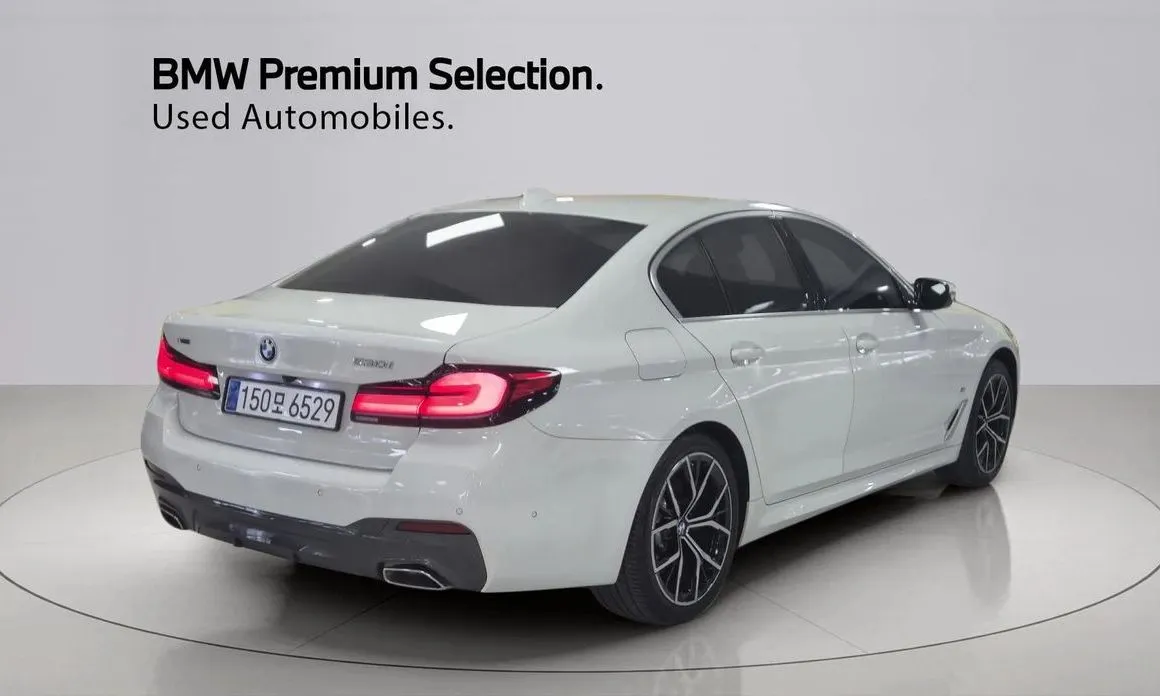 BMW 5-Series 2021 из KR, фото 2