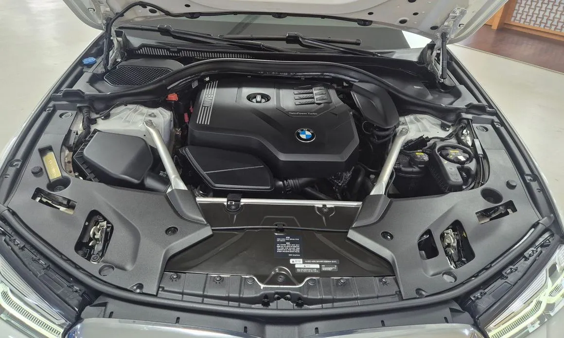 BMW 5-Series 2021 из KR, фото 7