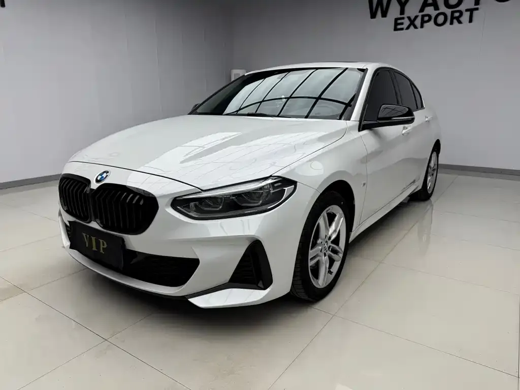 BMW 1 Series — фото 1