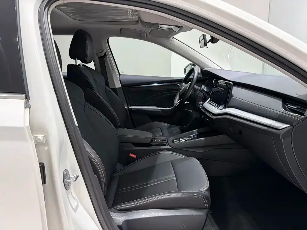 Skoda Octavia — фото 6