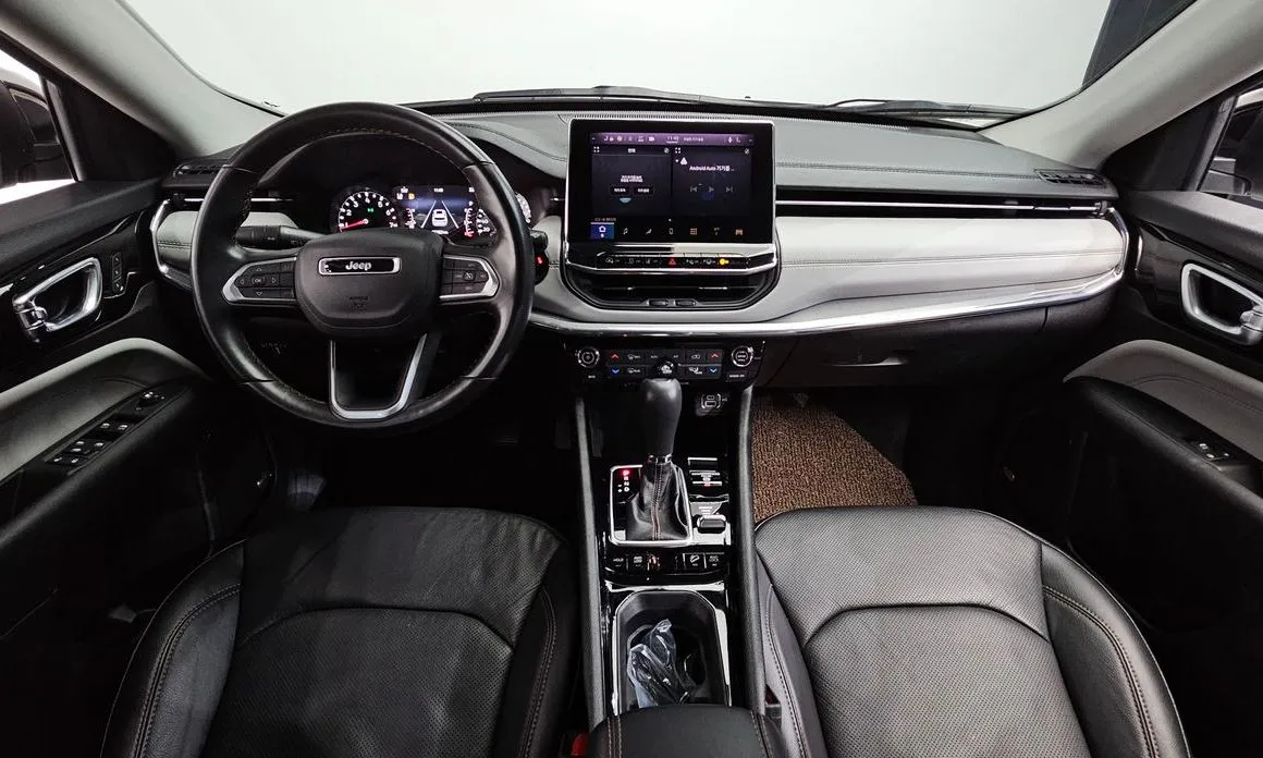 Jeep Compass 2022 из KR, фото 10