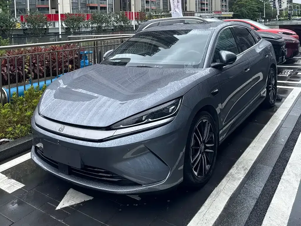 BYD Qin L — фото 1