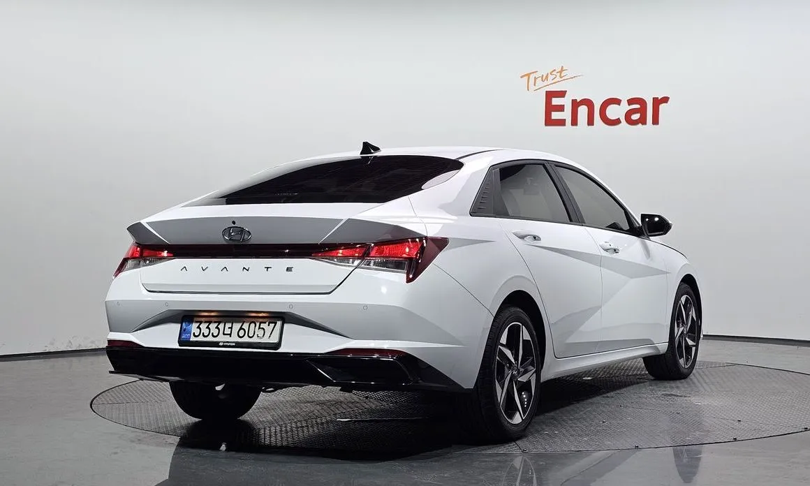 Hyundai AVANTE — фото 5