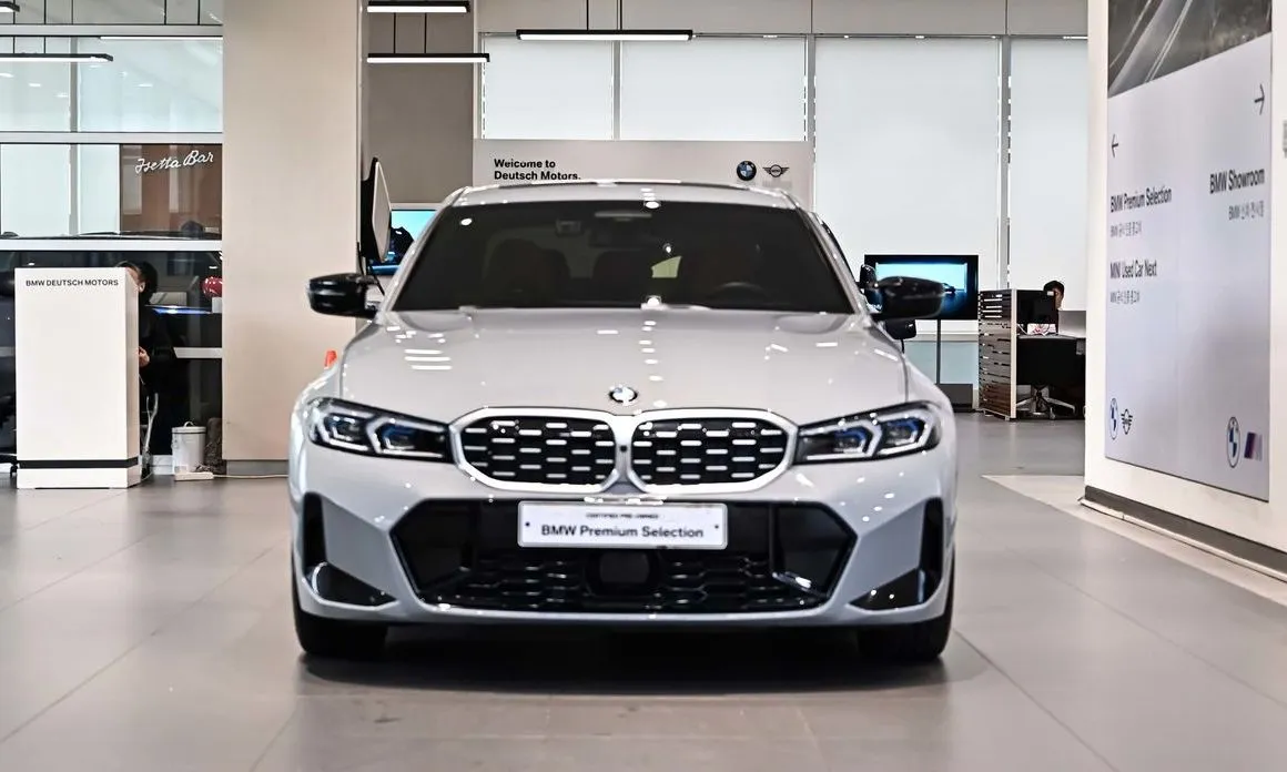 BMW 3-Series 2023 из KR, фото 10
