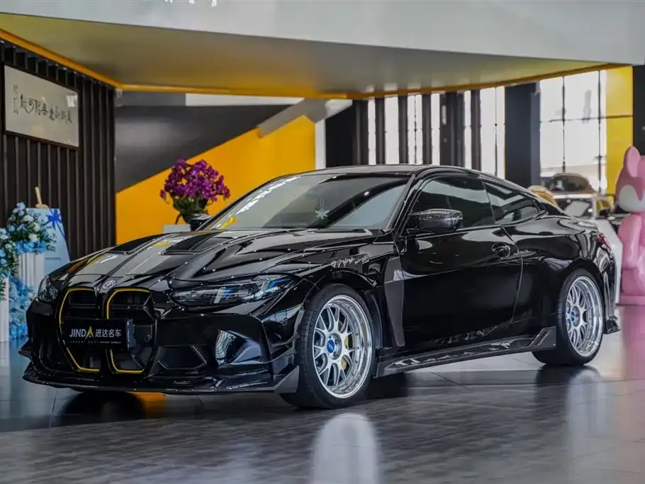 BMW M4 — фото 1