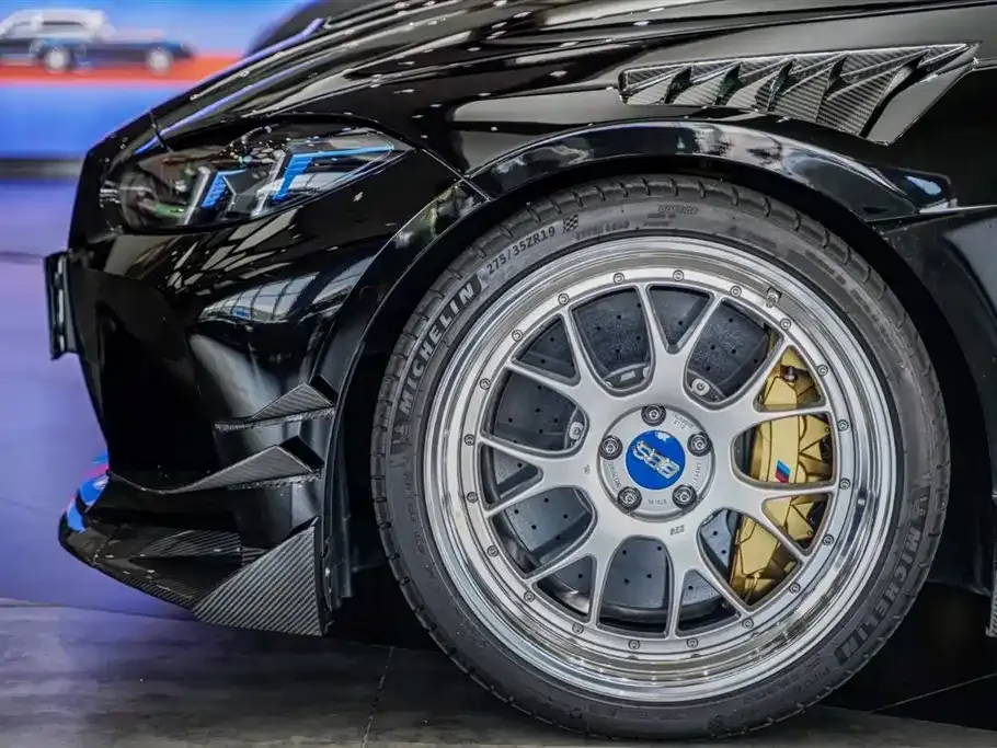 BMW M4 — фото 8