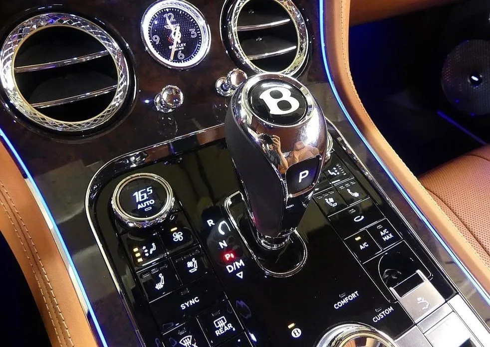 Bentley Continental — фото 10